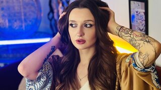 Free Naked AliceLids