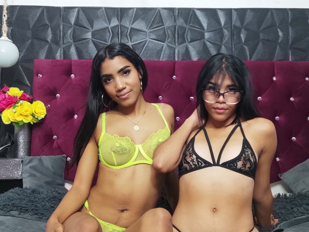 Free Naked AlishaAndSophia